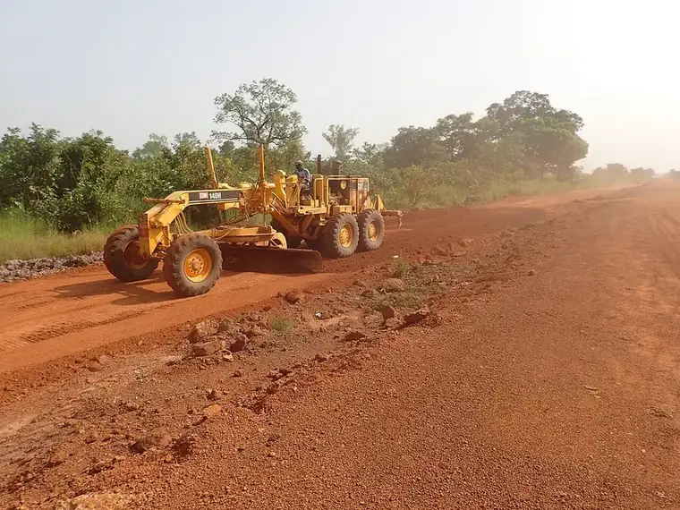 Road earthworks, Kédougou